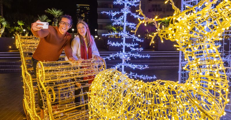 Experience the Magic of Naples Christmas Lights in Long Beach